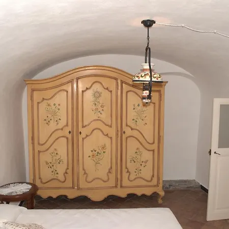 Casa Nel Borgo * Imperia